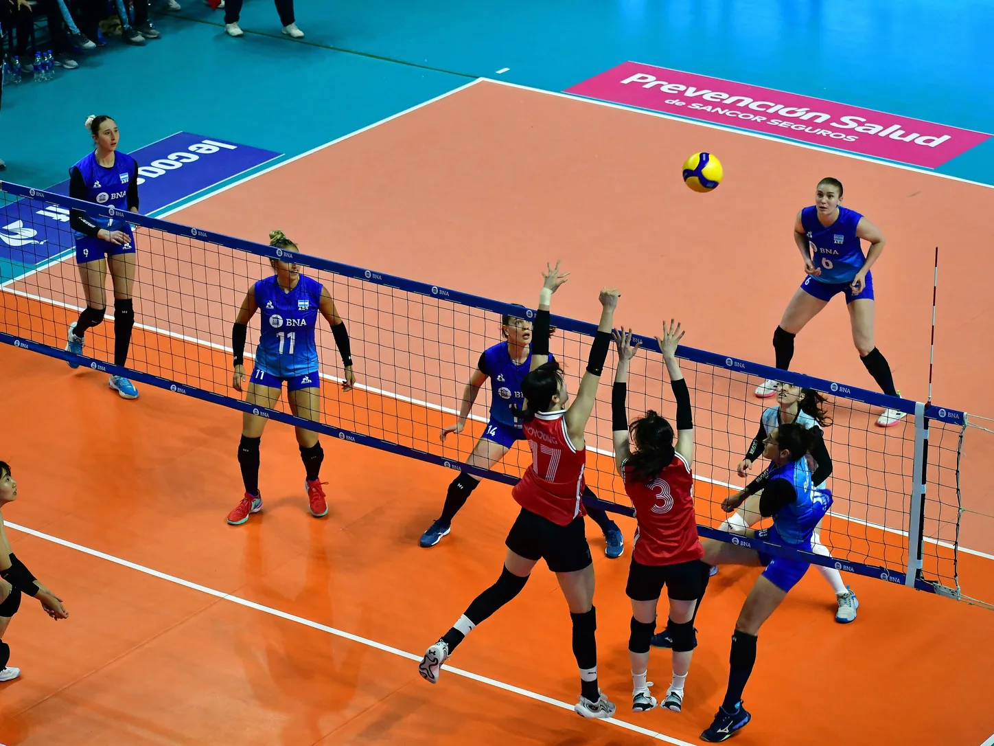 Blok w meczu, Volley Academy Rzeszów